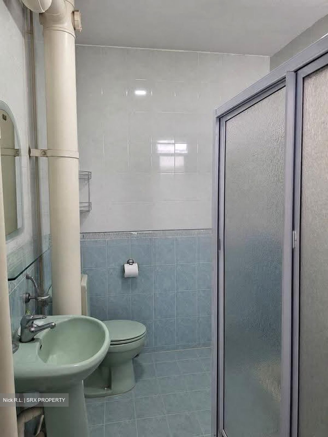 Blk 556 Jurong West Street 42 (Jurong West), HDB Executive #630692181